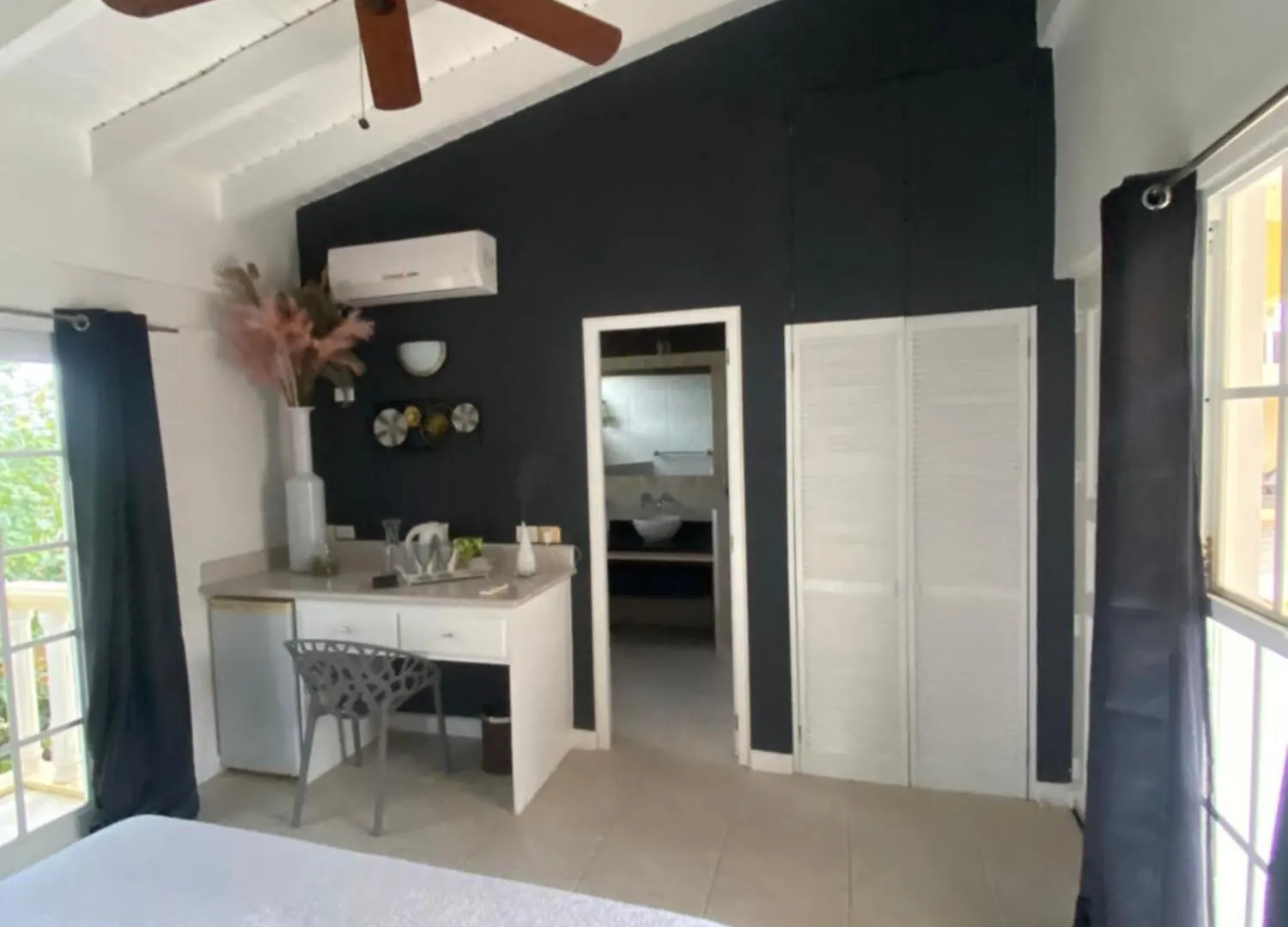 Villa La Pura Vista Resort